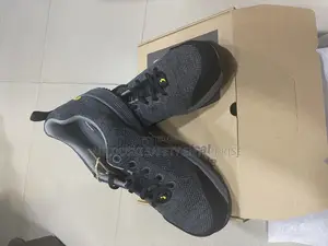 Econila Safety Jogger Boot