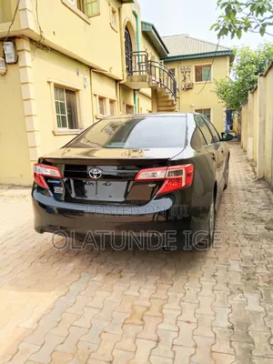 Toyota Camry SE 4dr Sedan (2.5L 4cyl 6A) 2012 Black
