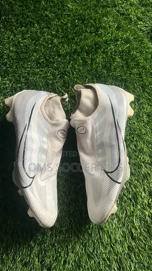 Nike Size 48 Boot