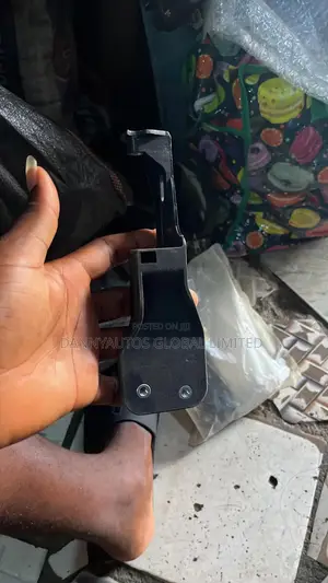 Headlight Hanger for GLK 350