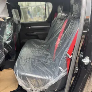 New Toyota Hilux 2025 Black