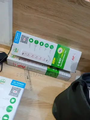 Work, Game Charge Simultaneously – 5-Port Power Box