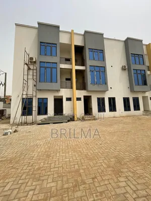 5bdrm Duplex in Mabushi for sale