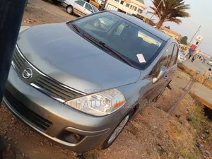 Nissan Versa 2008 Gray