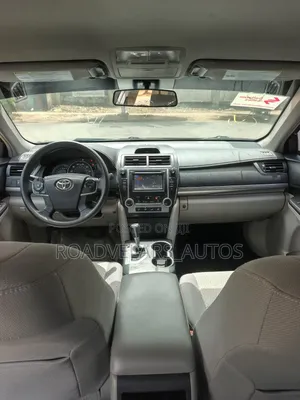 Toyota Camry LE 4dr Sedan (2.5L 4cyl 6A) 2013 Gray