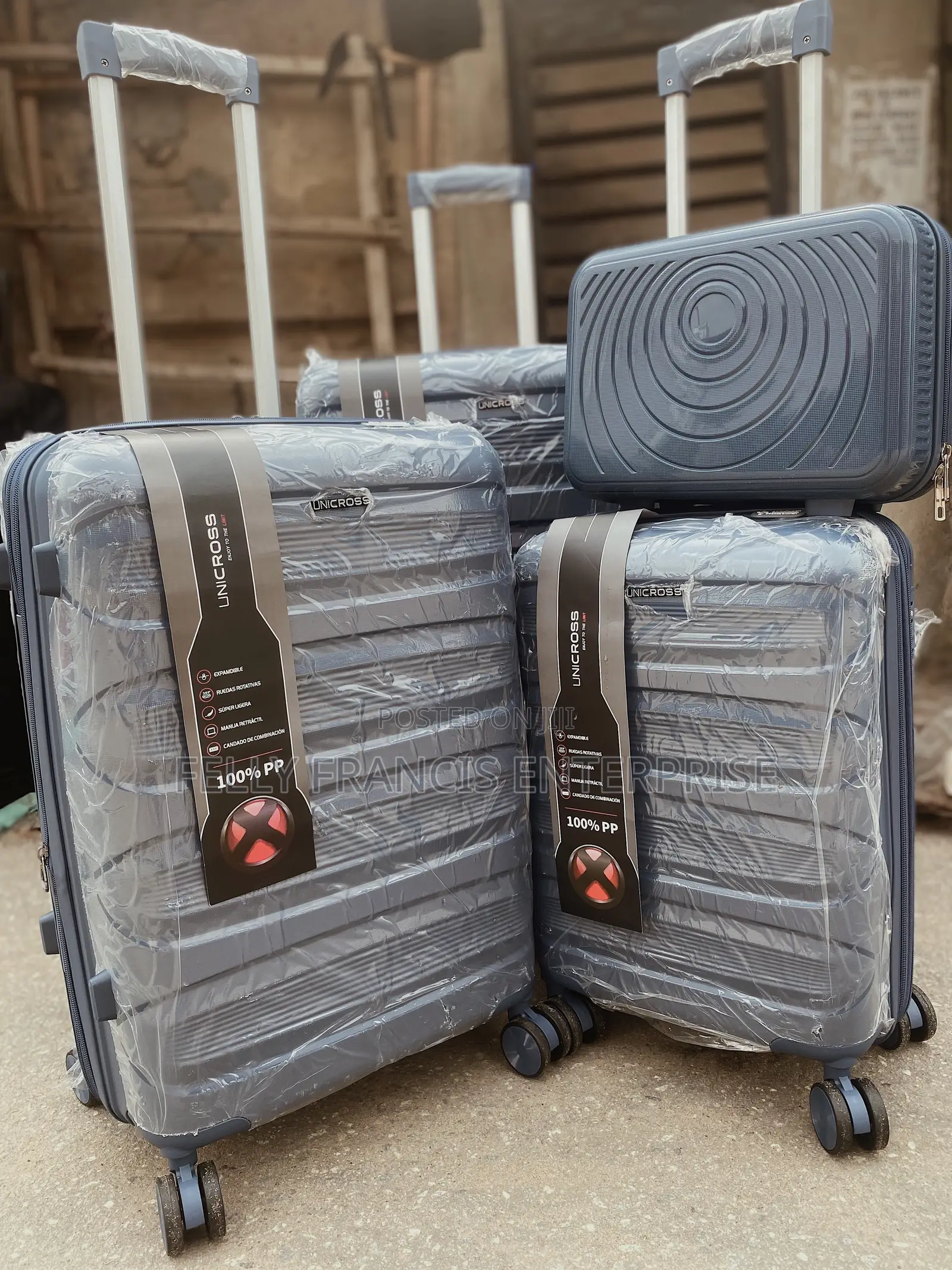 Unicross Luggage Set of 4