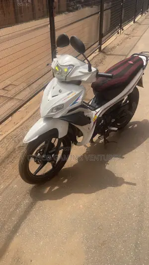 TVS Neo NX 2025 White