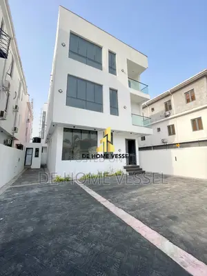 5bdrm Duplex in Lekki for sale