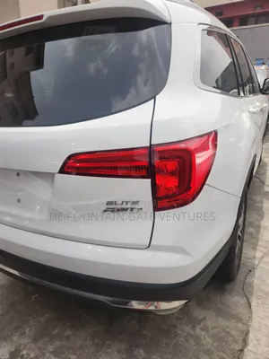 Honda Pilot Elite 4dr AWD (3.5L 6cyl 9A) 2016 White