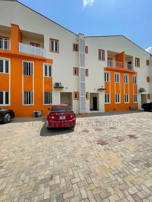 4bdrm Duplex in Ogudu GRA for sale