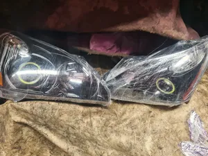 Headlight Rx350 2005