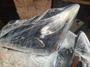 Headlight Rx350 2005