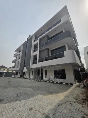 3bdrm Apartment in Lekki Phase 1 for sale