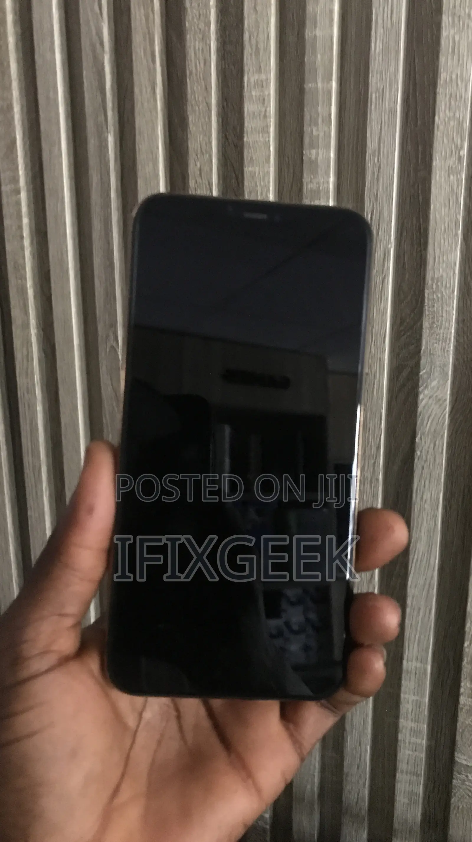 Apple iPhone 11 Pro Max 64 GB Gold