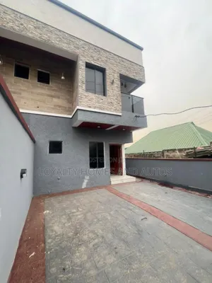 4bdrm Duplex in GRA Phase 1 for sale