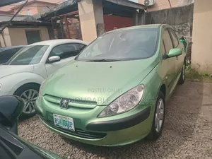 Peugeot 307 1.6 Premium 2008 Green