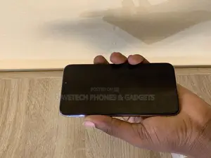 Apple iPhone X 64 GB White