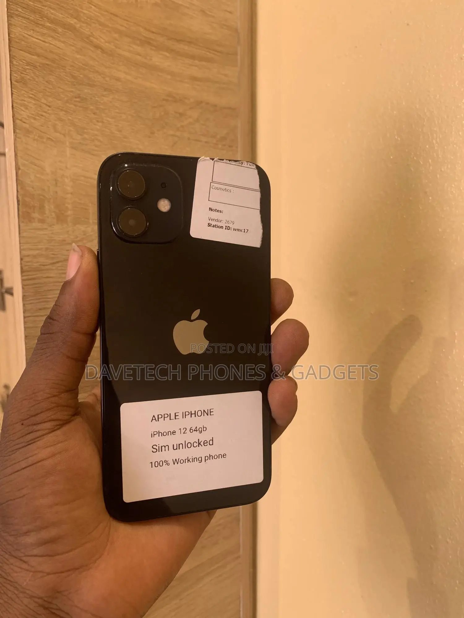 Apple iPhone 12 64 GB