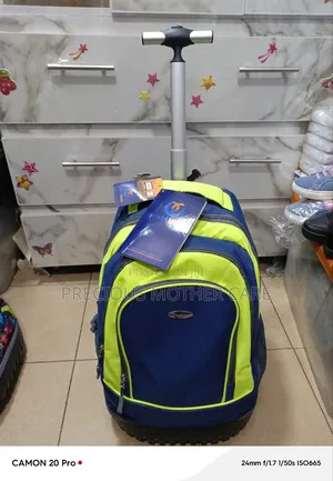 High Quality Children, Teenagers Trolling Trouley School Bag 18 Inches