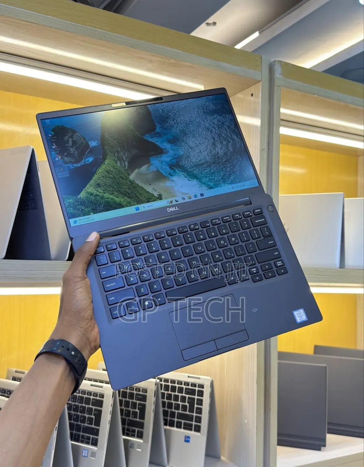 Laptop Dell Latitude 7400 8GB Intel Core i5 SSD 256GB