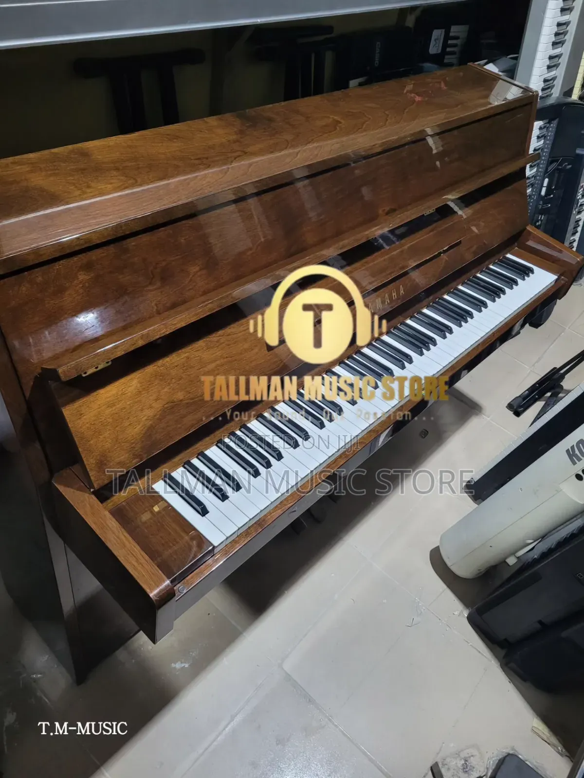 Yamaha C108 Upright Piano