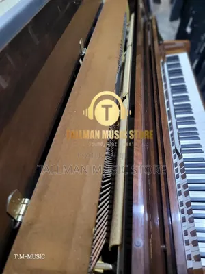 Yamaha C108 Upright Piano