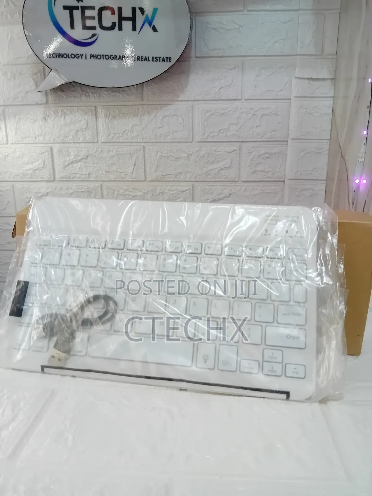 Teasteam Bluetooth Keyboard, Ultra-slim Wireless, Rechargeable ,Rgb