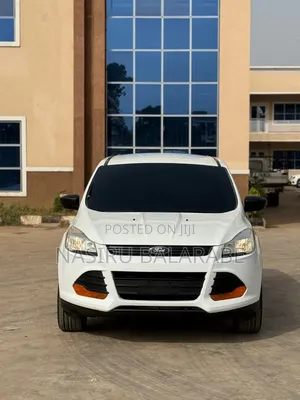 Ford Escape S 4dr SUV (2.5L 4cyl 6A) 2014 White