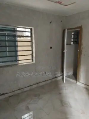 2bdrm Apartment in Ebute Metta for sale