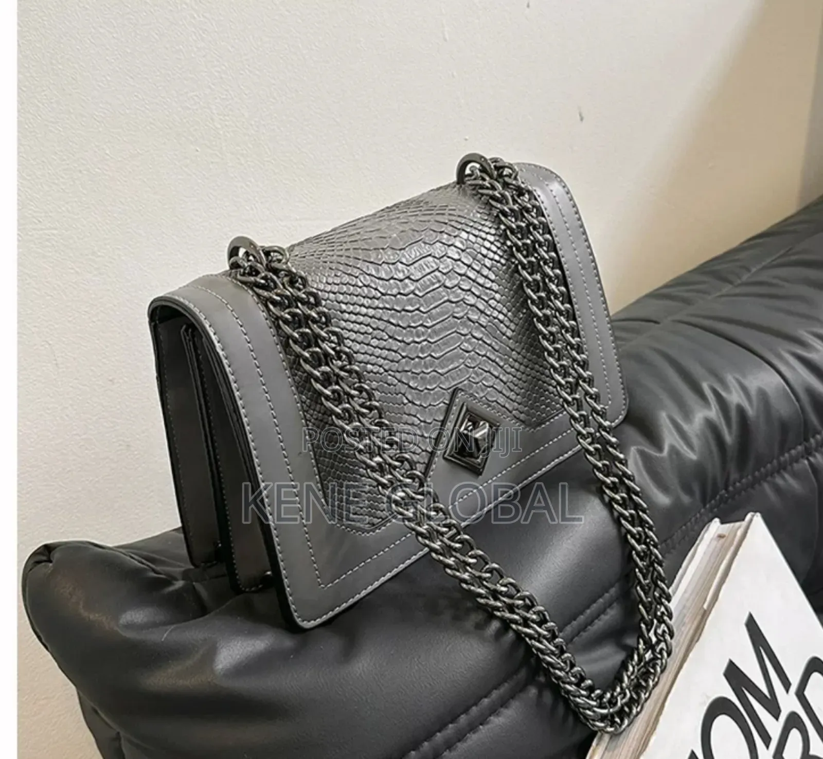 Chain Shoulder Bag
