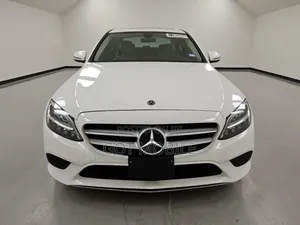 Mercedes-Benz C300 2021 White