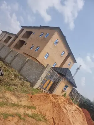3bdrm Block of Flats in Oshorun Heritage, Isheri North for sale