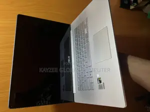 Laptop Asus 8GB Intel Core i7 SSD 256GB