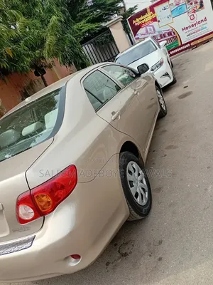 Toyota Corolla 1.8 LE 2008 Gold