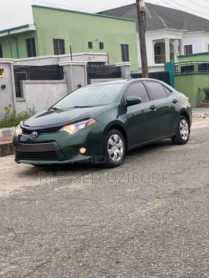 Toyota Corolla 2015 Green