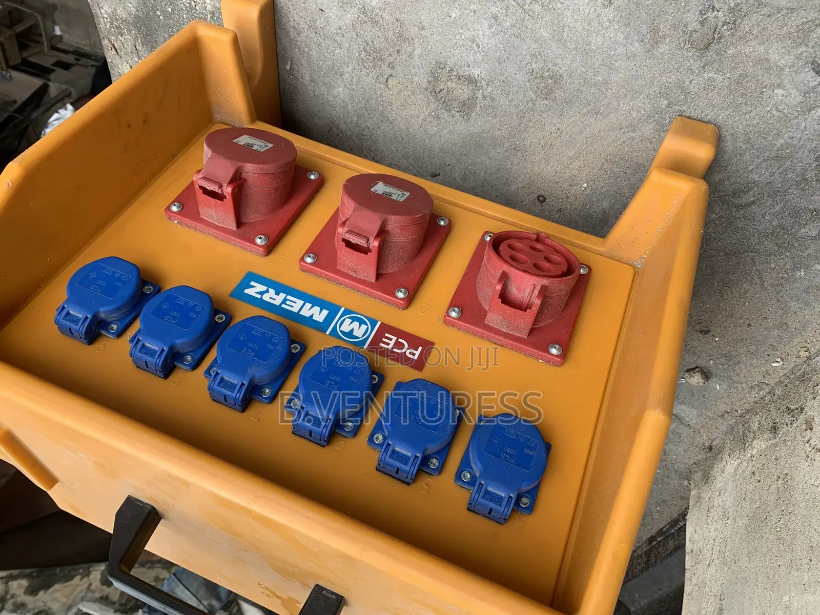 Industrial Portable Socket Distribution Box