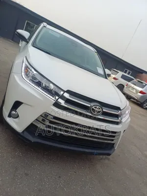 Toyota Highlander Limited 4x4 V6 (3.5L 6cyl 8A) 2017 White