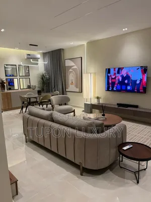 Luxury 2bed/3bed Terrace With Pool, Gym, Dinning Table and Bath-Tub