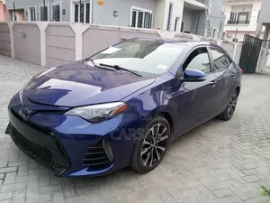 Toyota Corolla 2019 Blue
