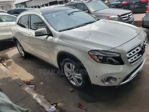 Mercedes-Benz GLA 250 2016 White