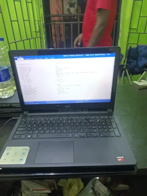 Laptop Dell Inspiron 15 5555 8GB AMD A8 HDD 500GB