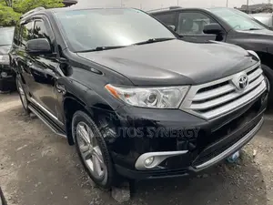Toyota Highlander Limited 3.5L 2WD 2013 Black