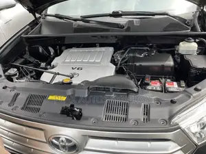 Toyota Highlander Limited 3.5L 2WD 2013 Black