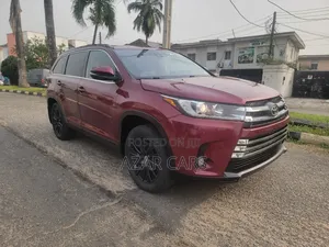 Toyota Highlander Limited 2019 Purple