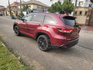 Toyota Highlander Limited 2019 Purple