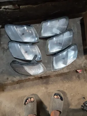 Full Light and Pointer Corolla E 100