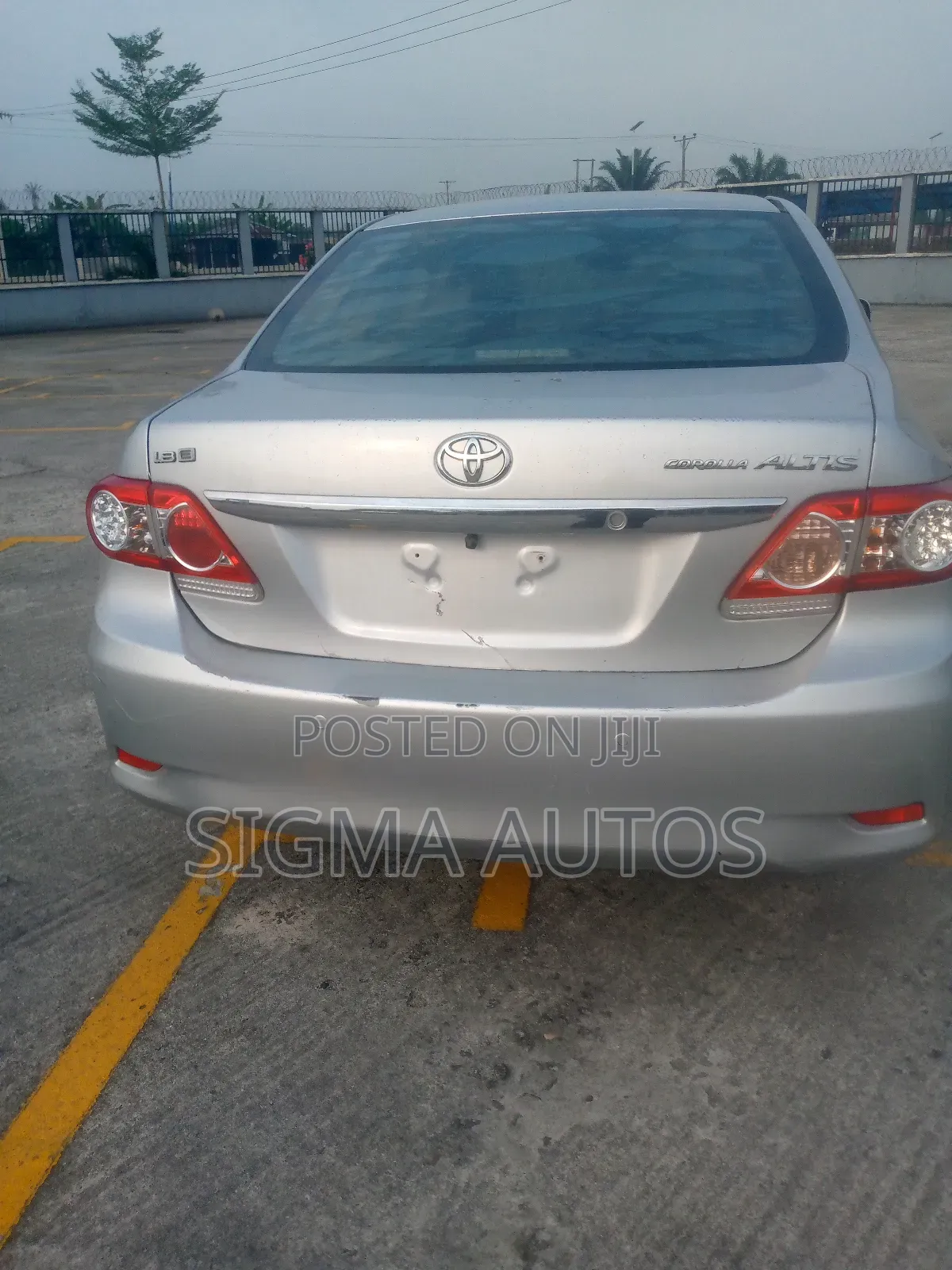 Toyota Corolla 2013 Silver