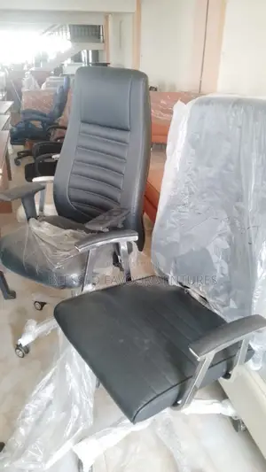 High Quality Imported Office Chair Available to Pick Up