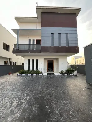 5bdrm Duplex in Pinnock Beach Estate, Lekki for rent