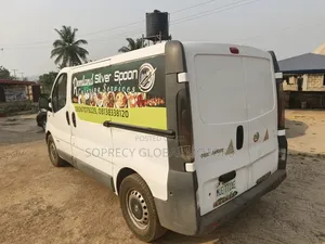 Nissan Civilian 2005 White